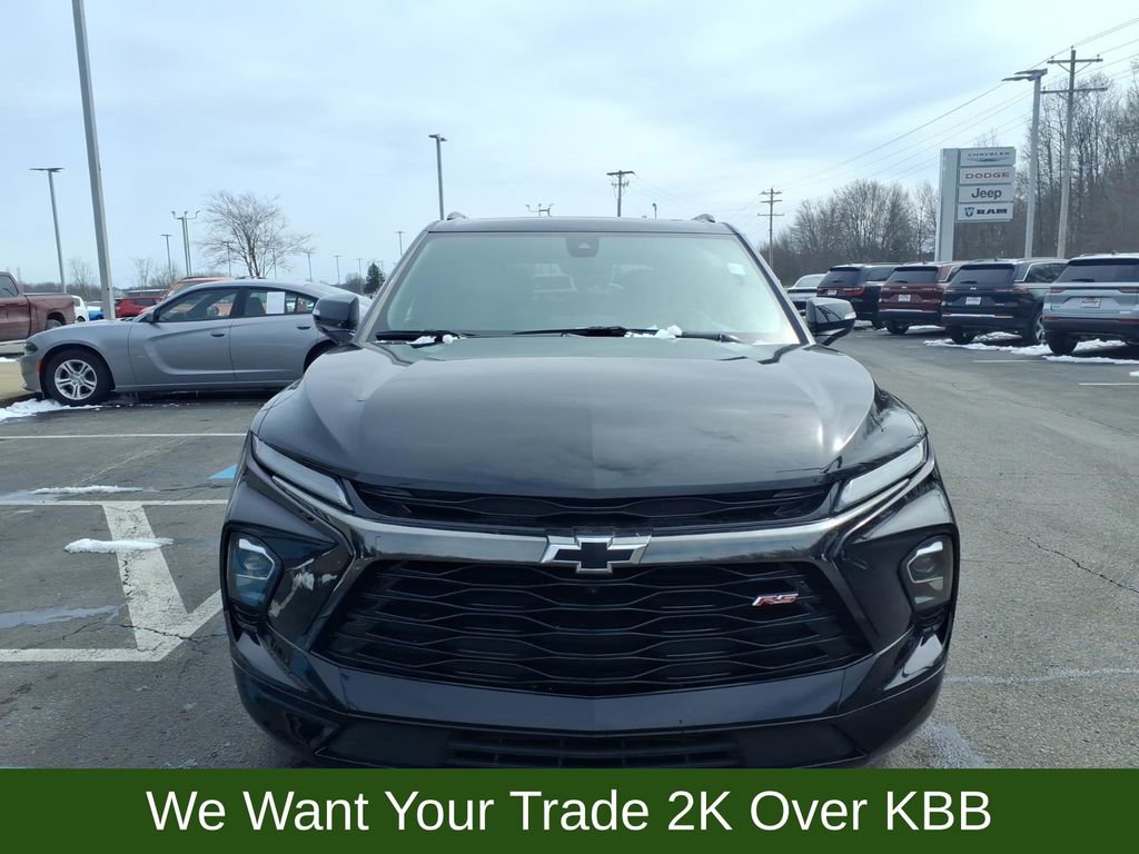 Used 2023 Chevrolet Blazer RS w/ Driver Confidence II Package AWD/4WD image 3