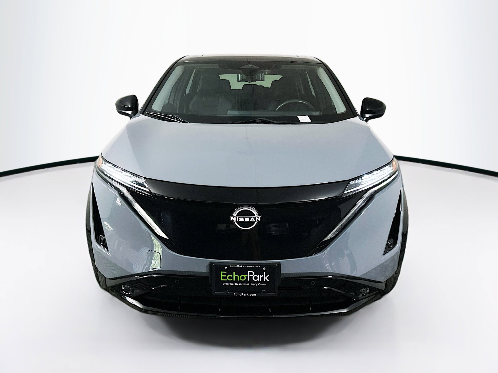 Used 2023 Nissan Ariya FWD image 2