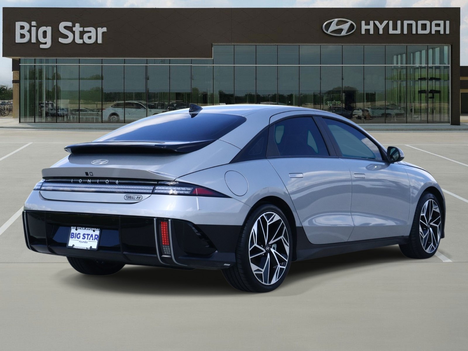 Used 2025 Hyundai Ioniq 6 SEL RWD image 4
