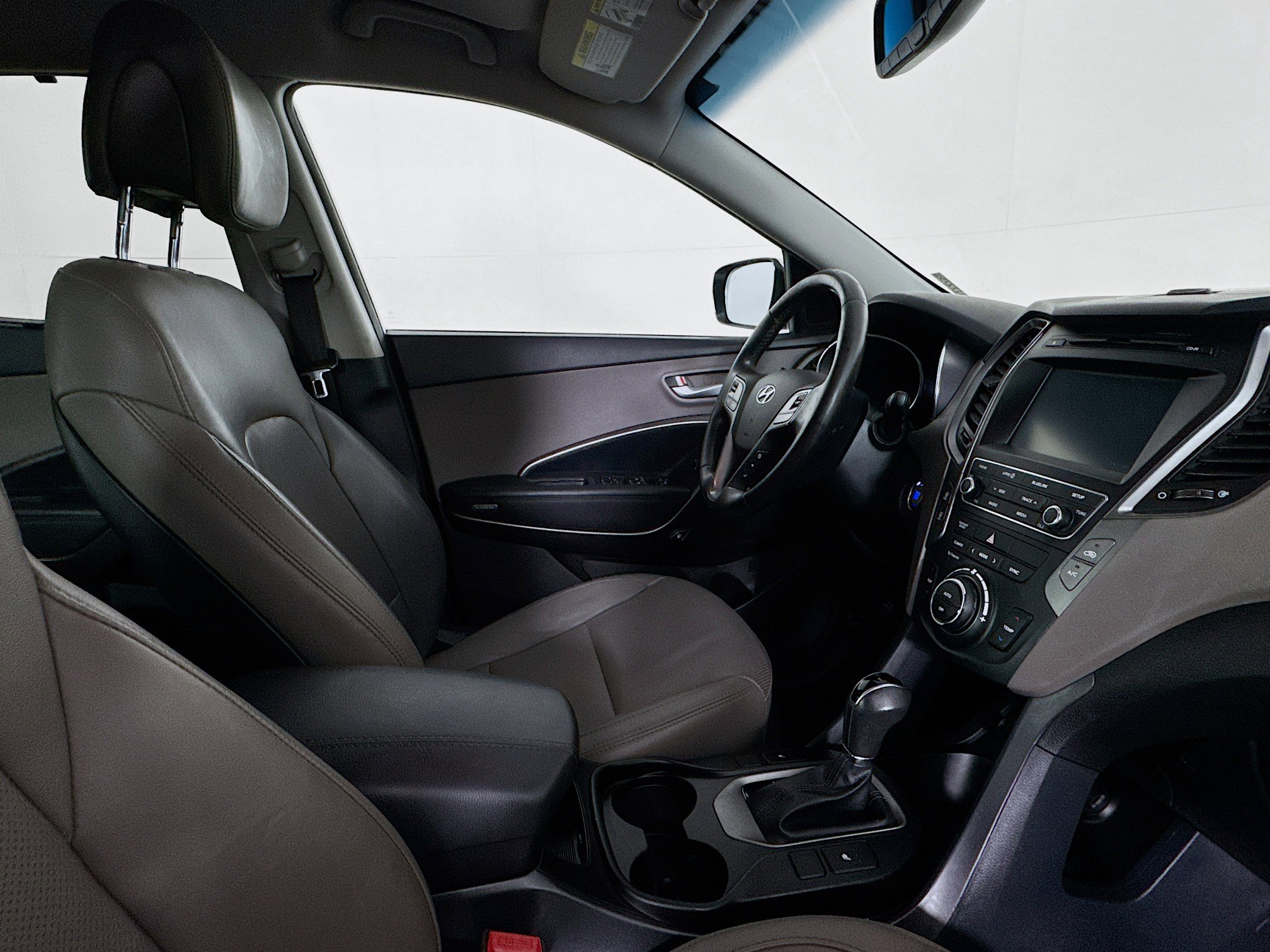 Used 2017 Hyundai Santa Fe Sport image 28