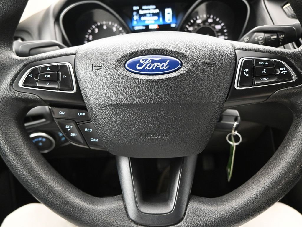Used 2018 Ford Focus SE image 19