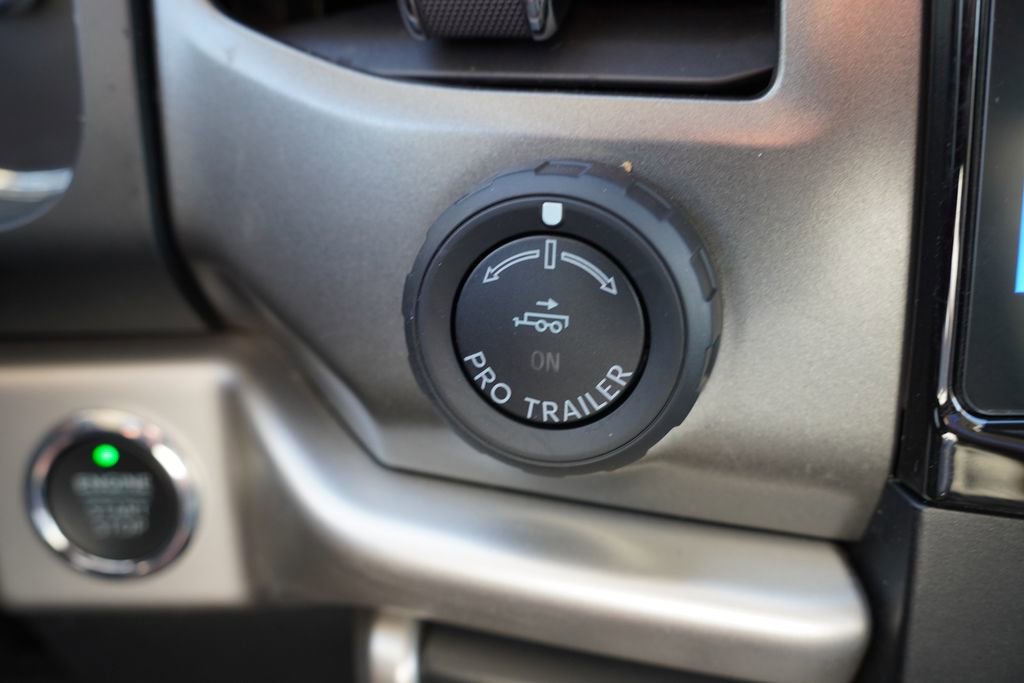 Used 2024 Ford Expedition Max XLT AWD/4WD image 38