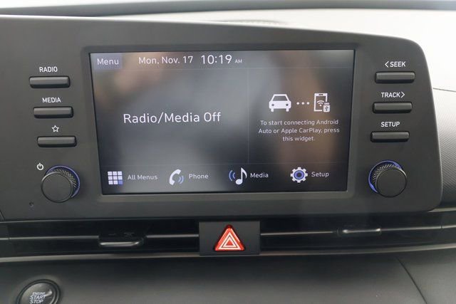 Used 2025 Hyundai Elantra Sport FWD image 14