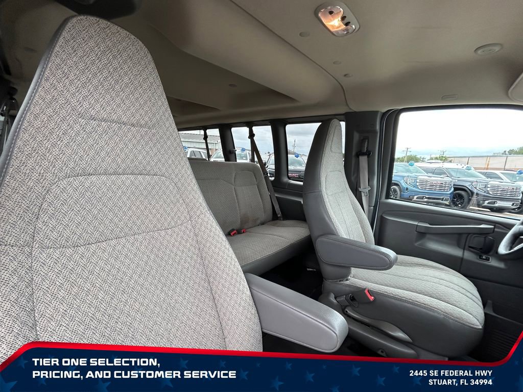 Used 2024 Chevrolet Express 3500 LT w/ LT Preferred Equipment Group RWD image 13