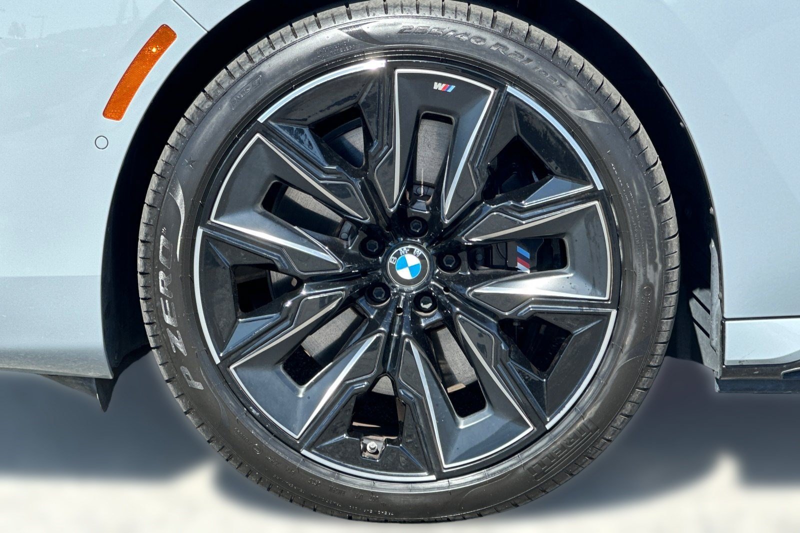 Certified 2023 BMW i7 xDrive60 AWD/4WD image 12