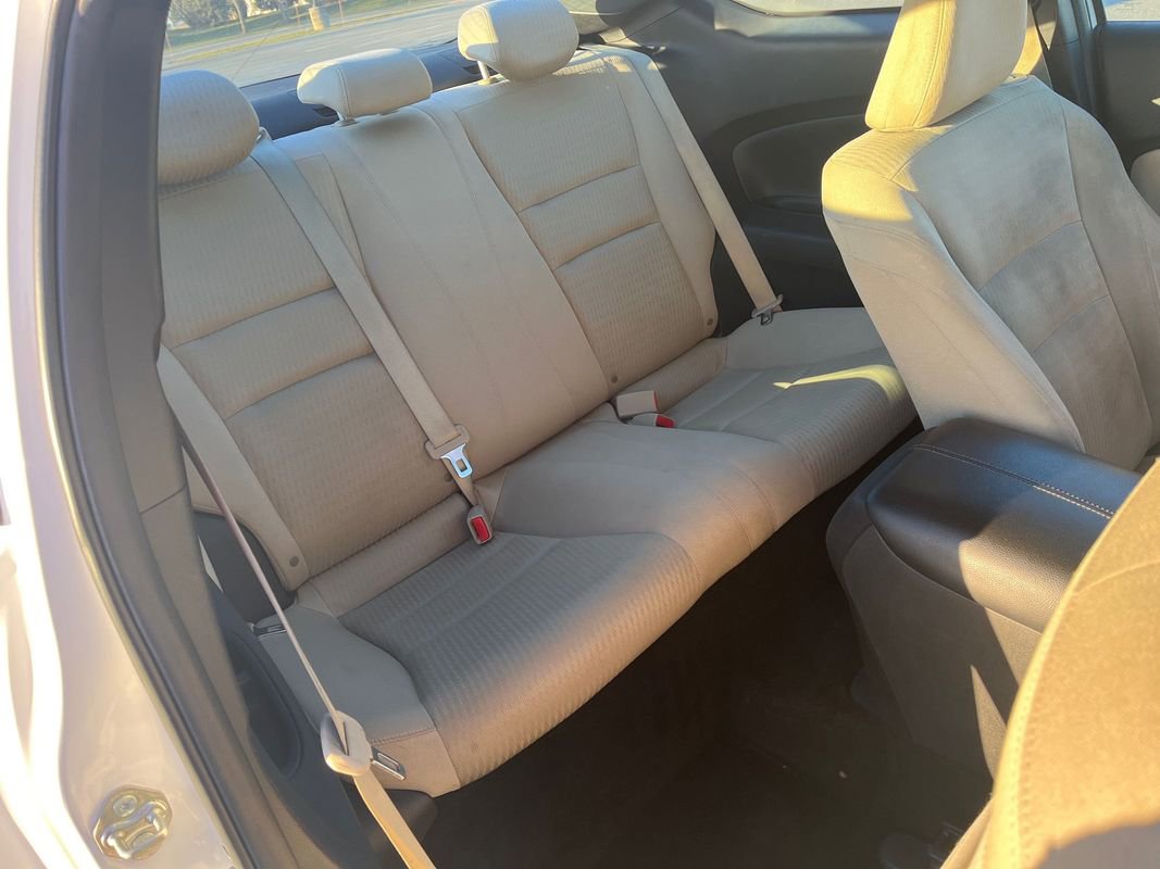 Used 2016 Honda Accord EX image 19