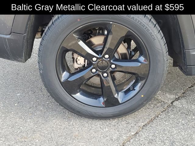 Used 2023 Jeep Grand Cherokee Altitude image 11