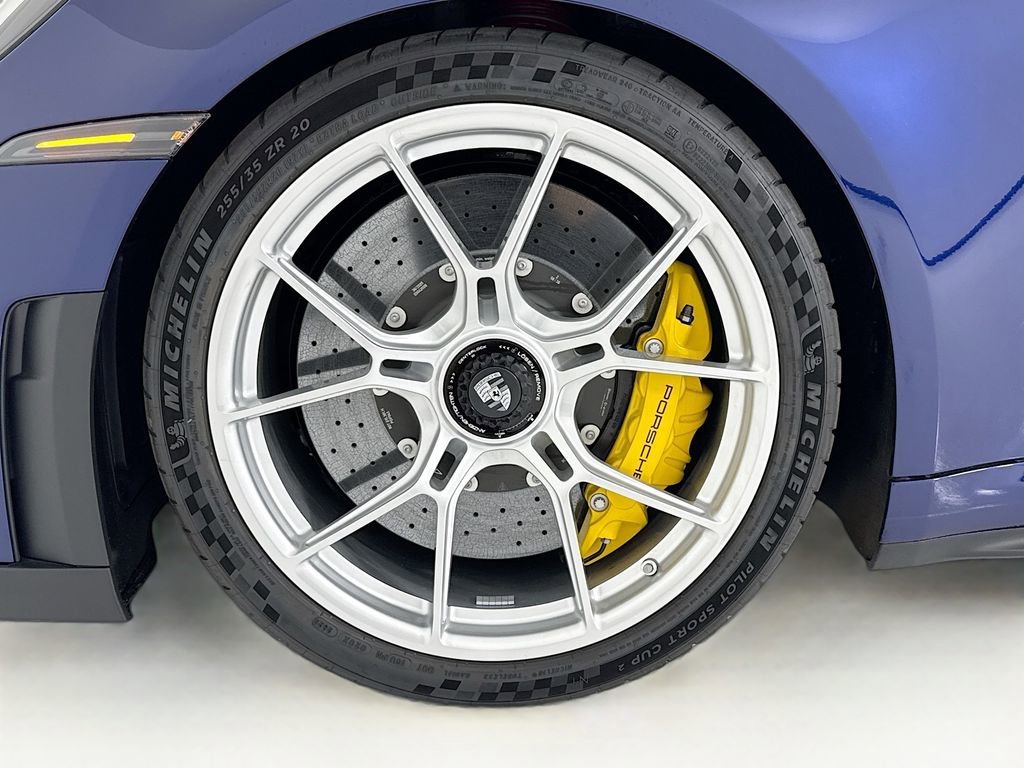Certified 2026 Porsche 911 GT3 RWD image 33