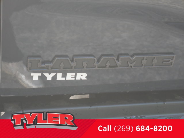 New 2026 RAM 2500 Laramie w/ Night Edition AWD/4WD image 15