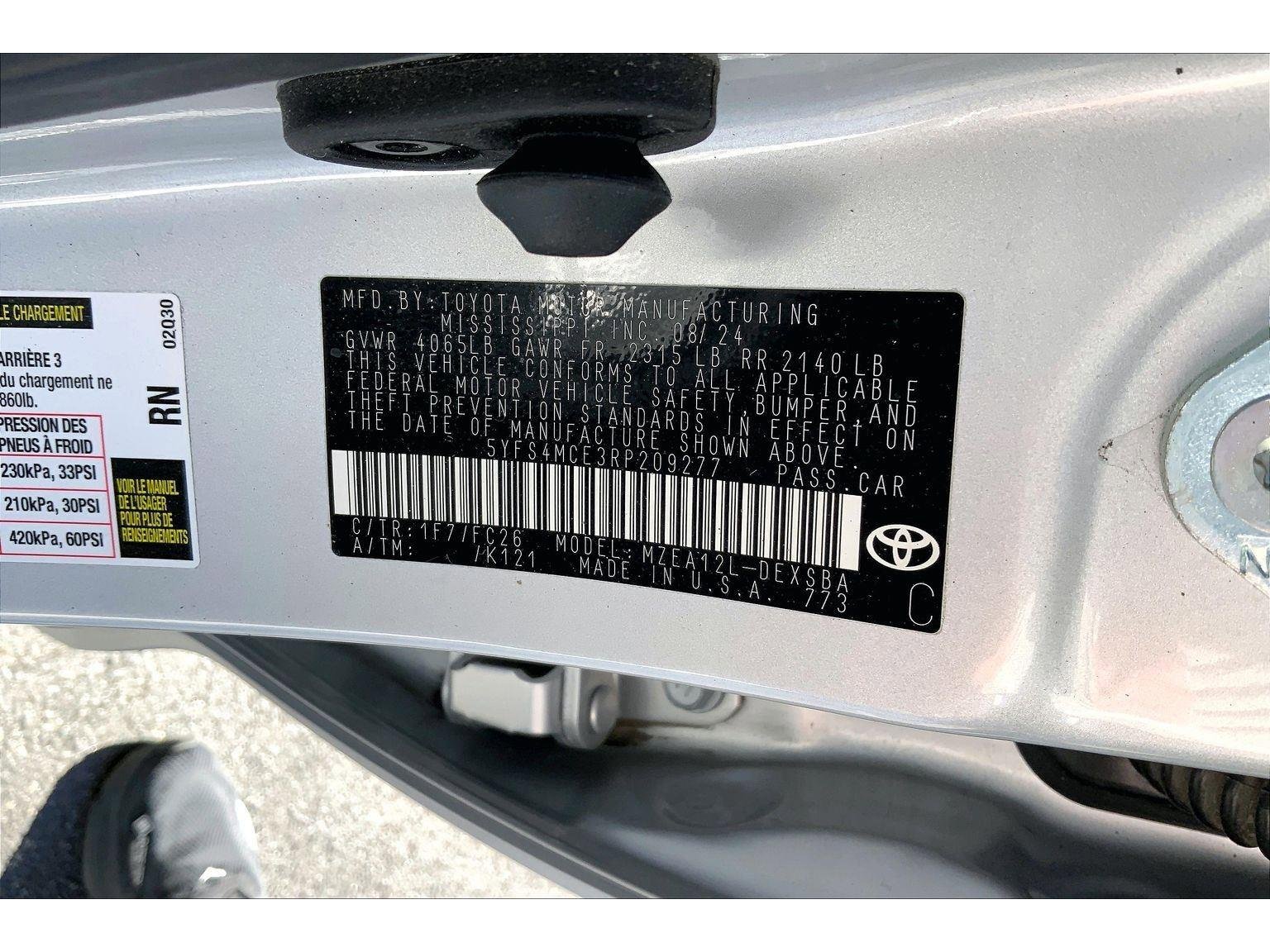 Used 2024 Toyota Corolla SE image 27