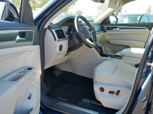 Certified 2023 Volkswagen Atlas SE w/ Panoramic Sunroof Package AWD/4WD image 12