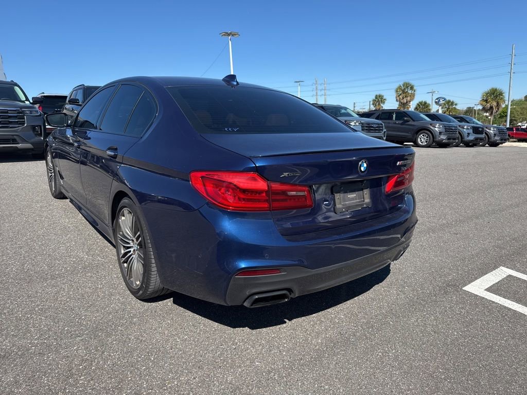 Used 2018 BMW M550i xDrive image 3