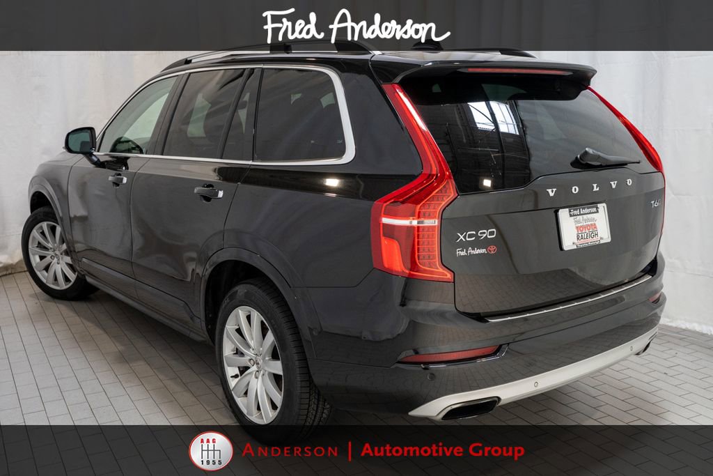 Used 2016 Volvo XC90 T6 Momentum w/ Momentum Plus Package AWD/4WD image 3