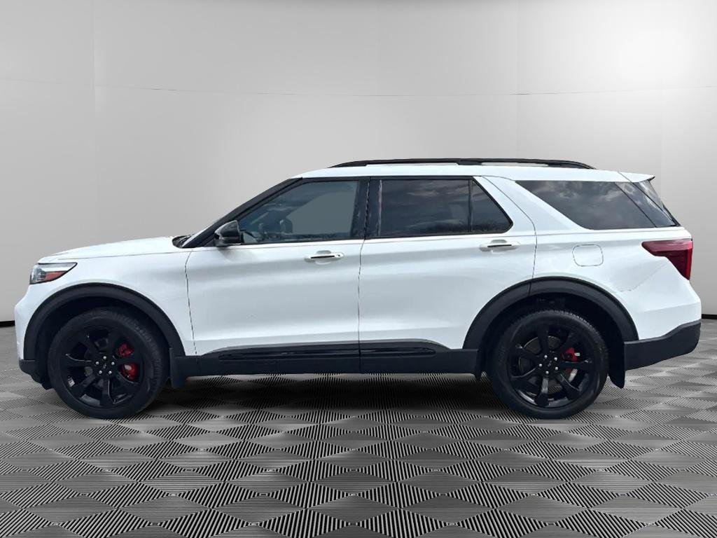 Used 2023 Ford Explorer ST w/ Equipment Group 401A image 5