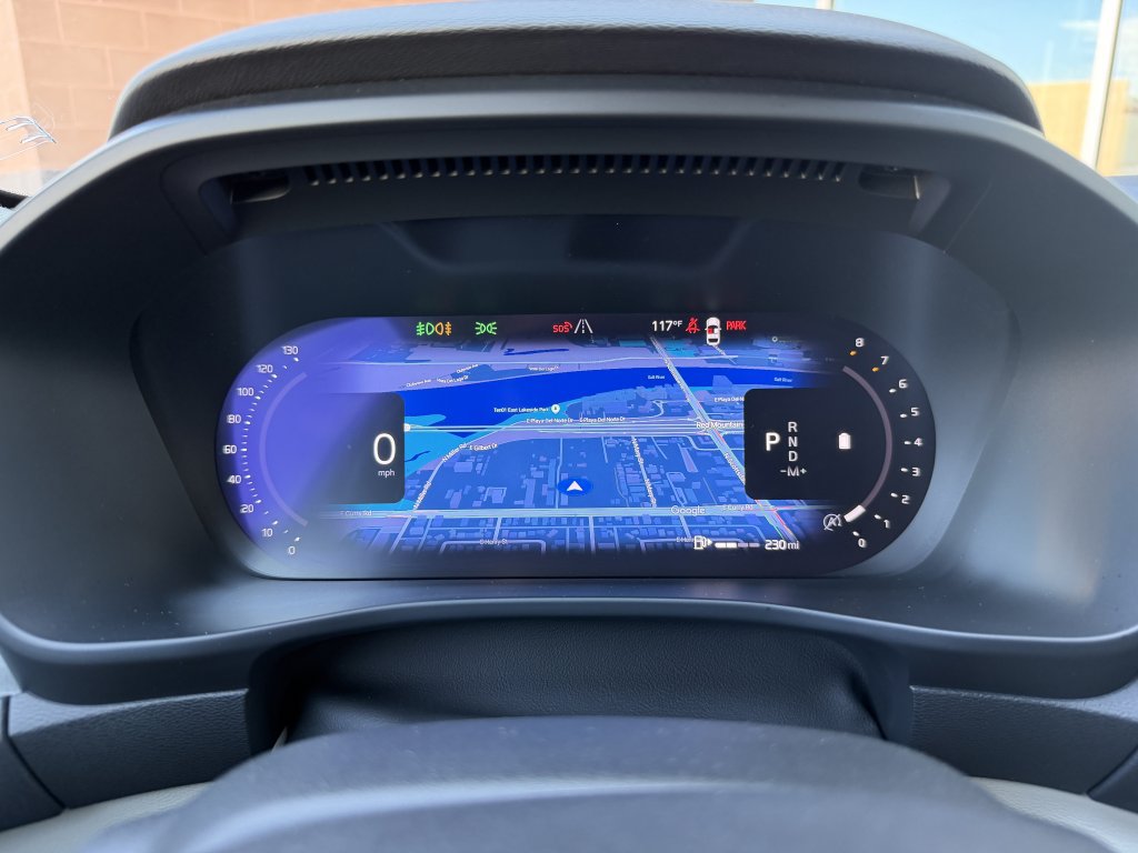 Used 2023 Volvo XC40 B4 Plus w/ Protection Package Premier FWD image 17