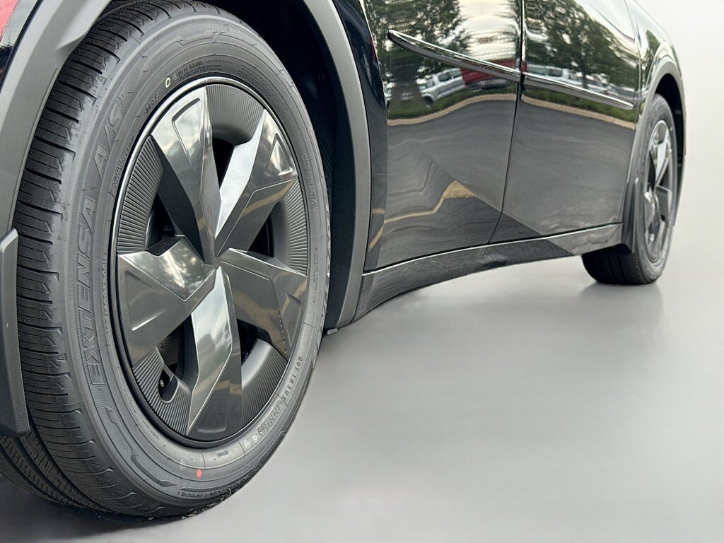 New 2026 Toyota Prius Plug-In Hybrid FWD image 14