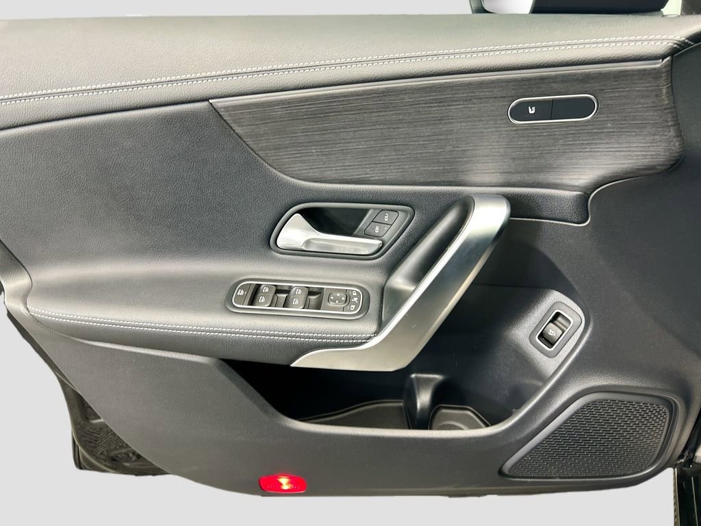 Certified 2022 Mercedes-Benz CLA 250 image 23