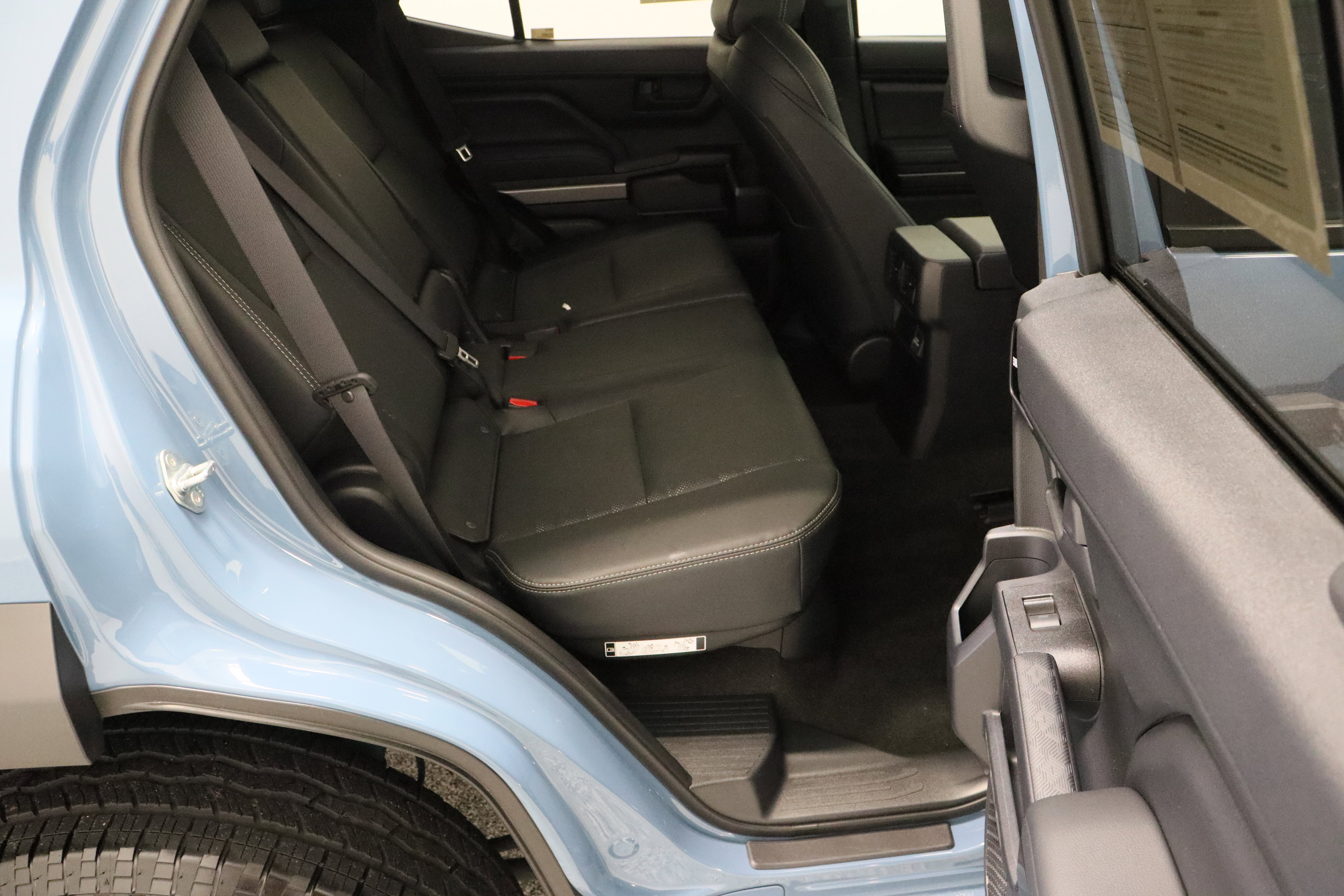 Certified 2025 Toyota 4Runner TRD Off-Road Premium w/ Tow Technology Package image 39
