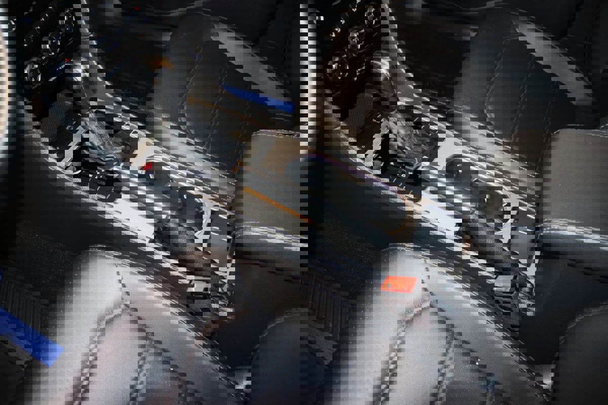 Used 2021 Volkswagen Passat 2.0T SE image 31