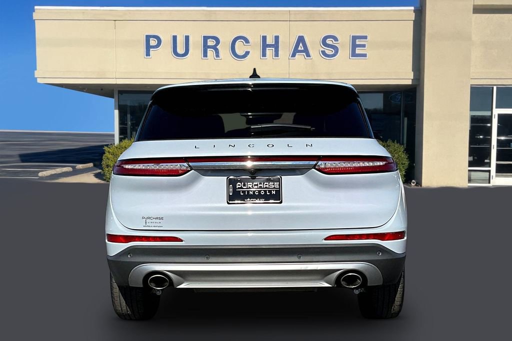 Used 2025 Lincoln Corsair Premiere image 5