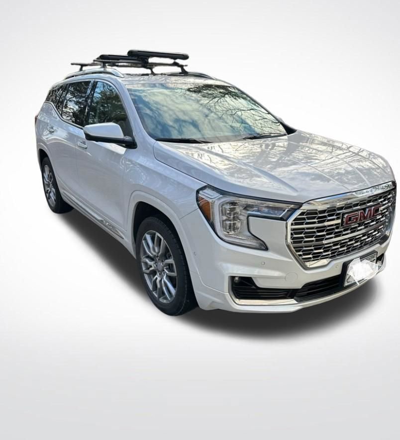 Certified 2023 GMC Terrain Denali w/ Denali Premium Package AWD/4WD image 2
