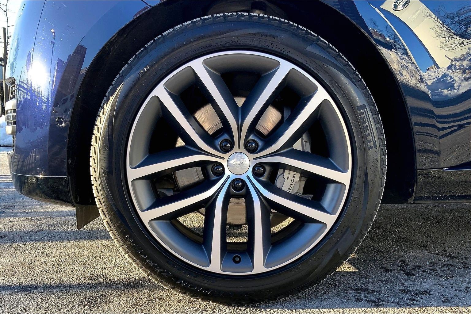 Used 2025 Land Rover Range Rover SE image 10