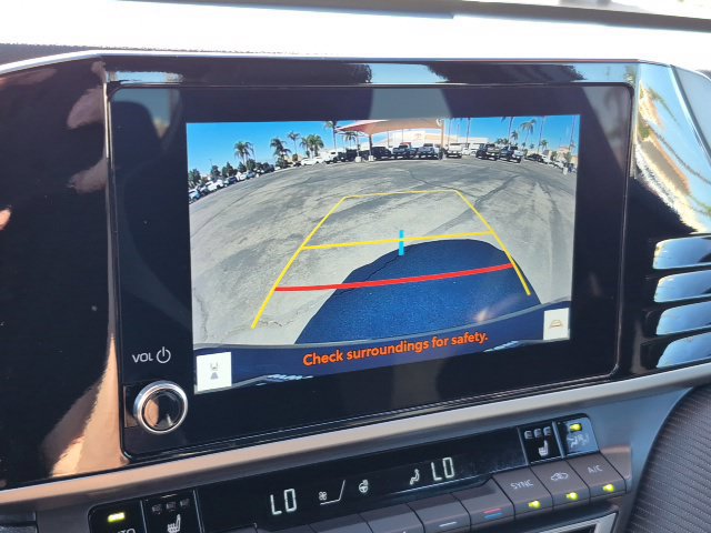 Used 2025 Toyota Camry SE w/ Convenience Package FWD image 13
