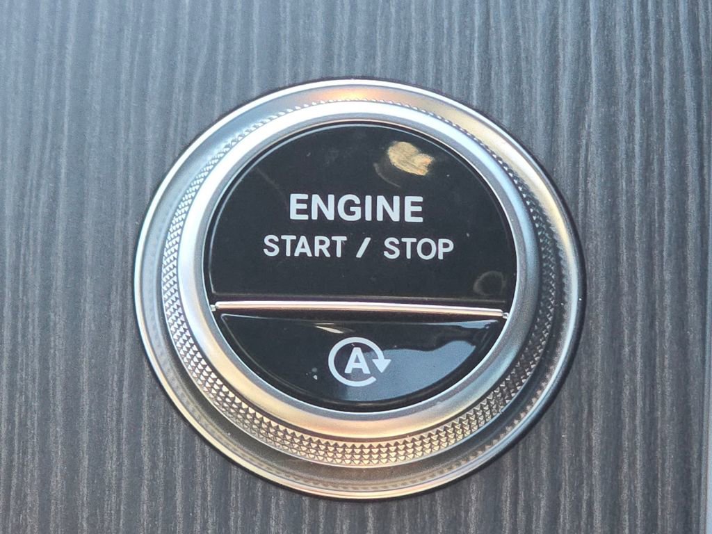 Certified 2026 Mercedes-Benz GLC 300 4MATIC image 35