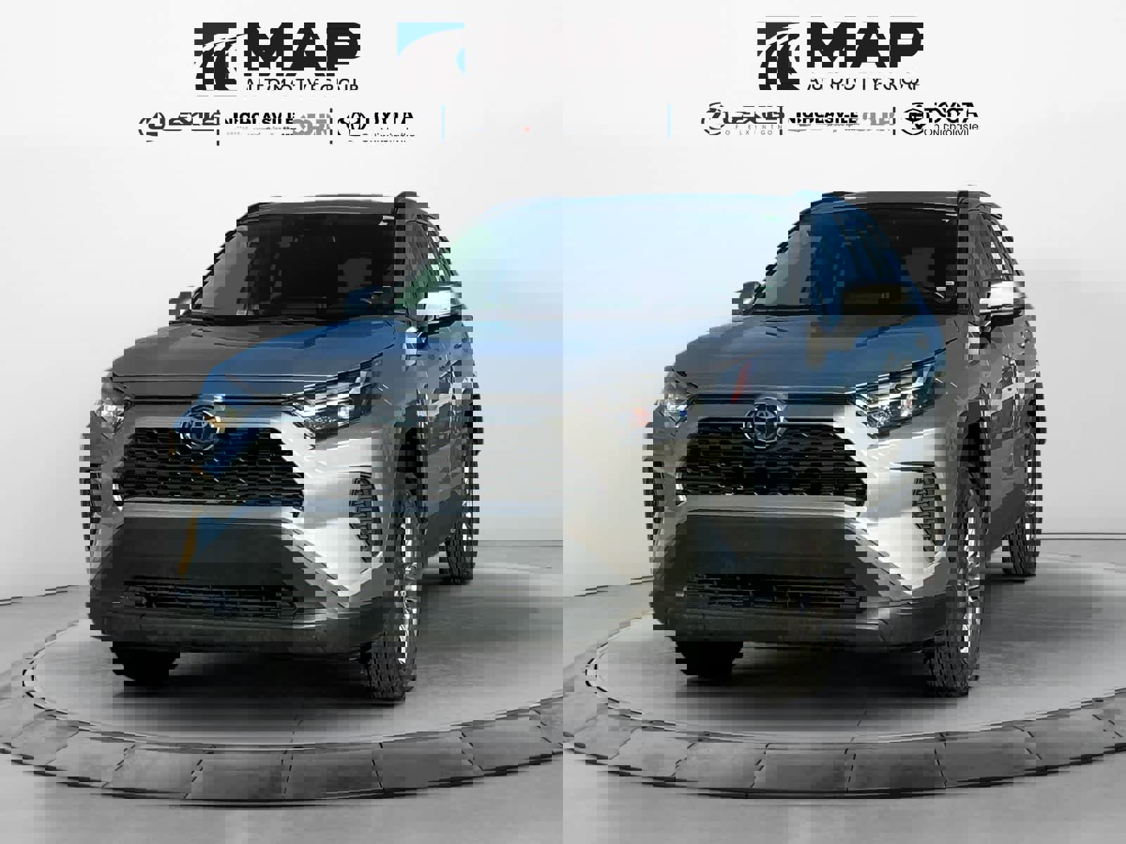 Used 2024 Toyota RAV4 XLE image 1