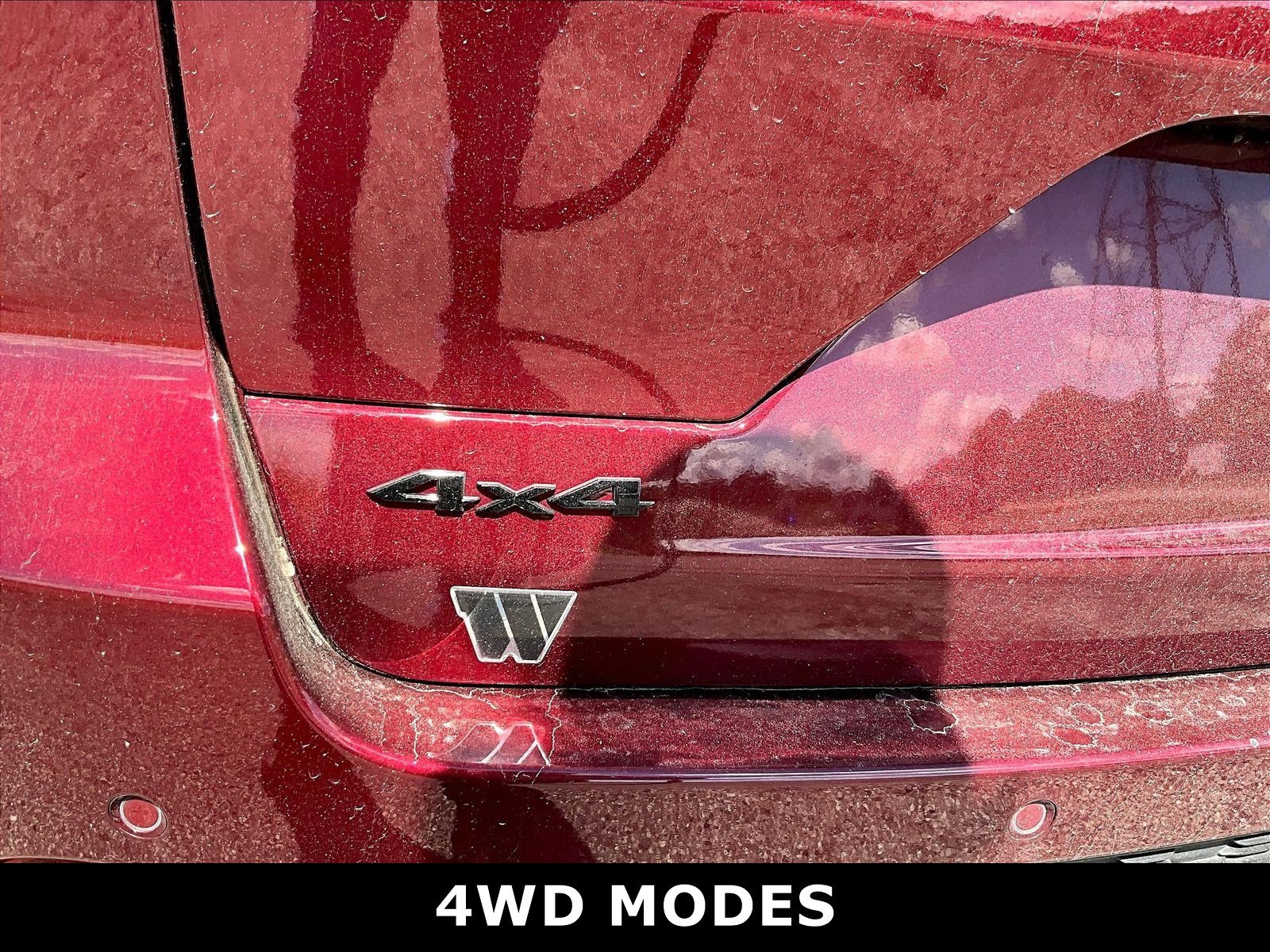 Used 2025 Jeep Grand Cherokee Altitude AWD/4WD image 8