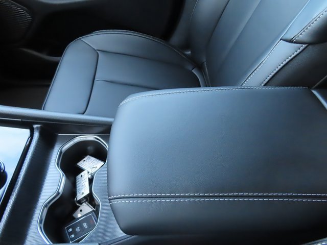 New 2025 Jeep Grand Cherokee L Limited w/ Trailer Tow Package image 36