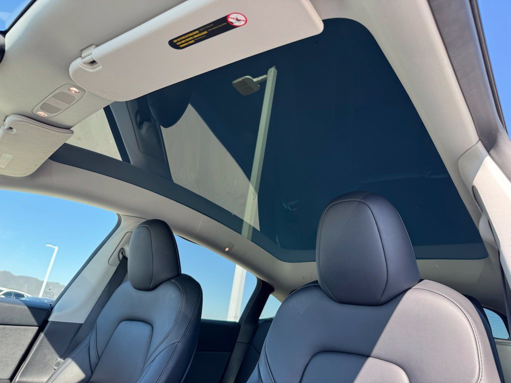 Used 2023 Tesla Model Y Long Range AWD/4WD image 19