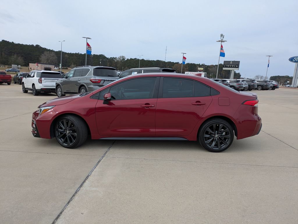 Used 2024 Toyota Corolla SE image 5