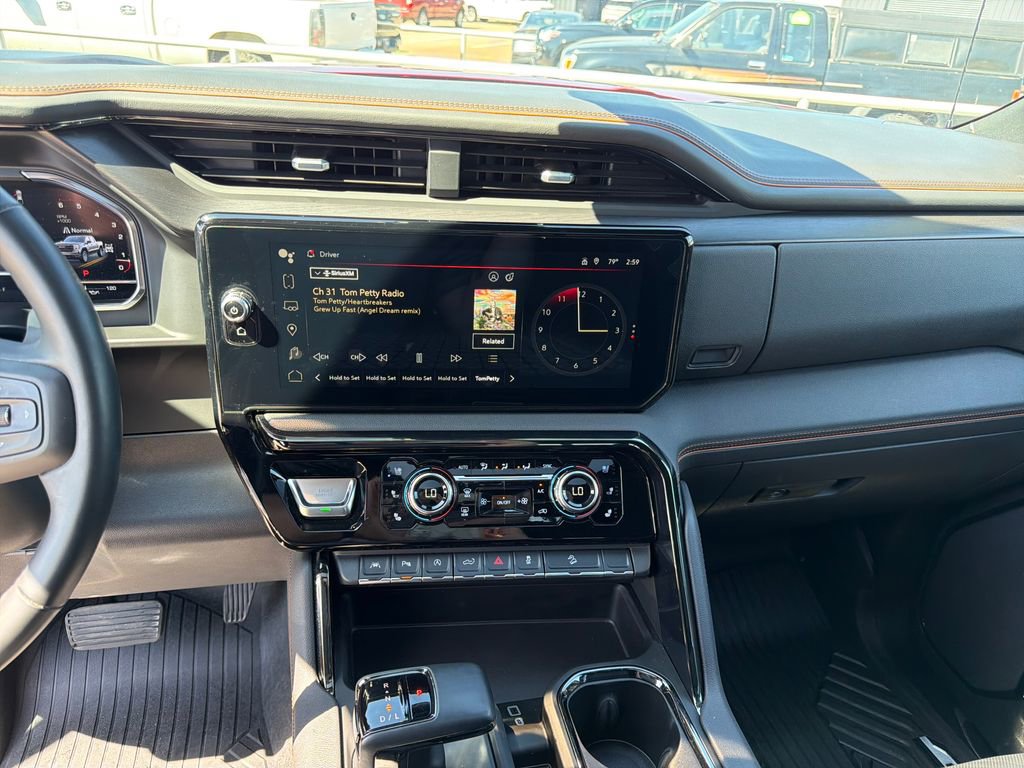 Used 2025 GMC Sierra 1500 AT4 w/ AT4 Premium Package image 21
