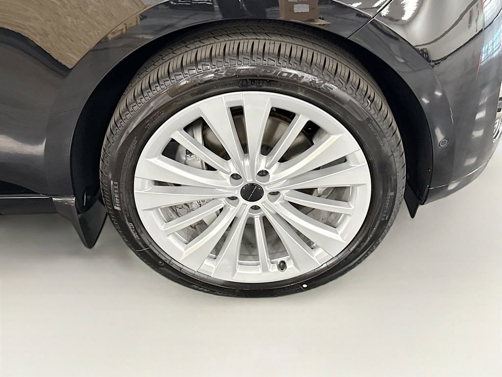 New 2026 Land Rover Range Rover SE image 31