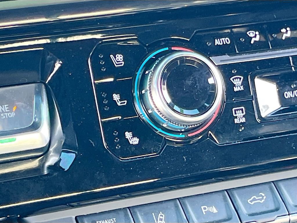 Used 2024 GMC Sierra 2500 AT4 w/ AT4 Premium Plus Package image 21