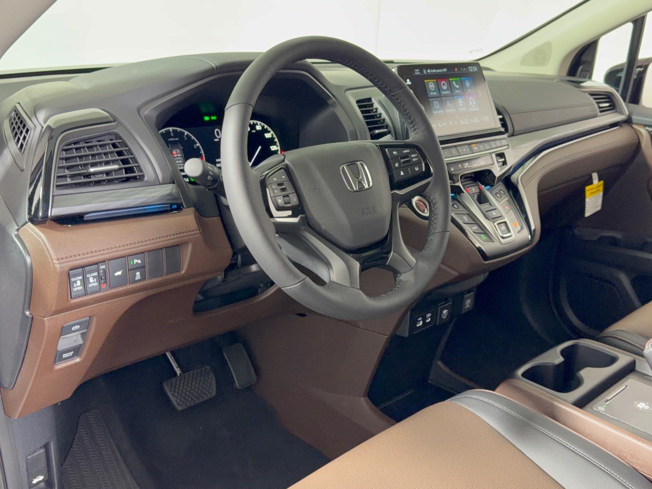 New 2027 Honda Odyssey Elite image 4
