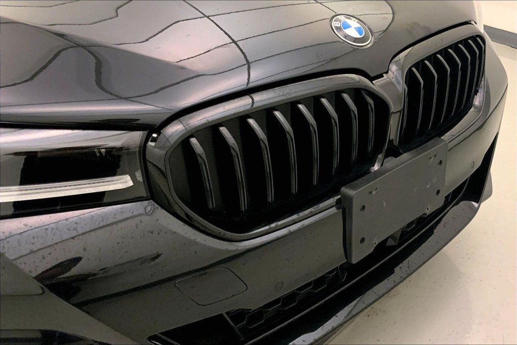 Certified 2023 BMW 540i xDrive w/ Executive Package AWD/4WD image 29