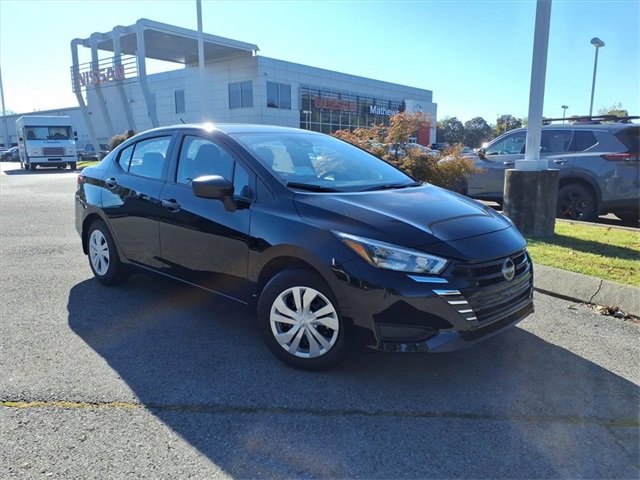 New 2025 Nissan Versa S