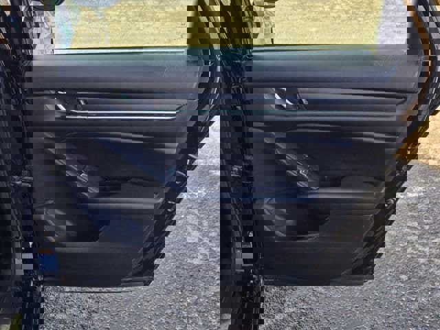 Used 2018 Honda Accord Sport image 15