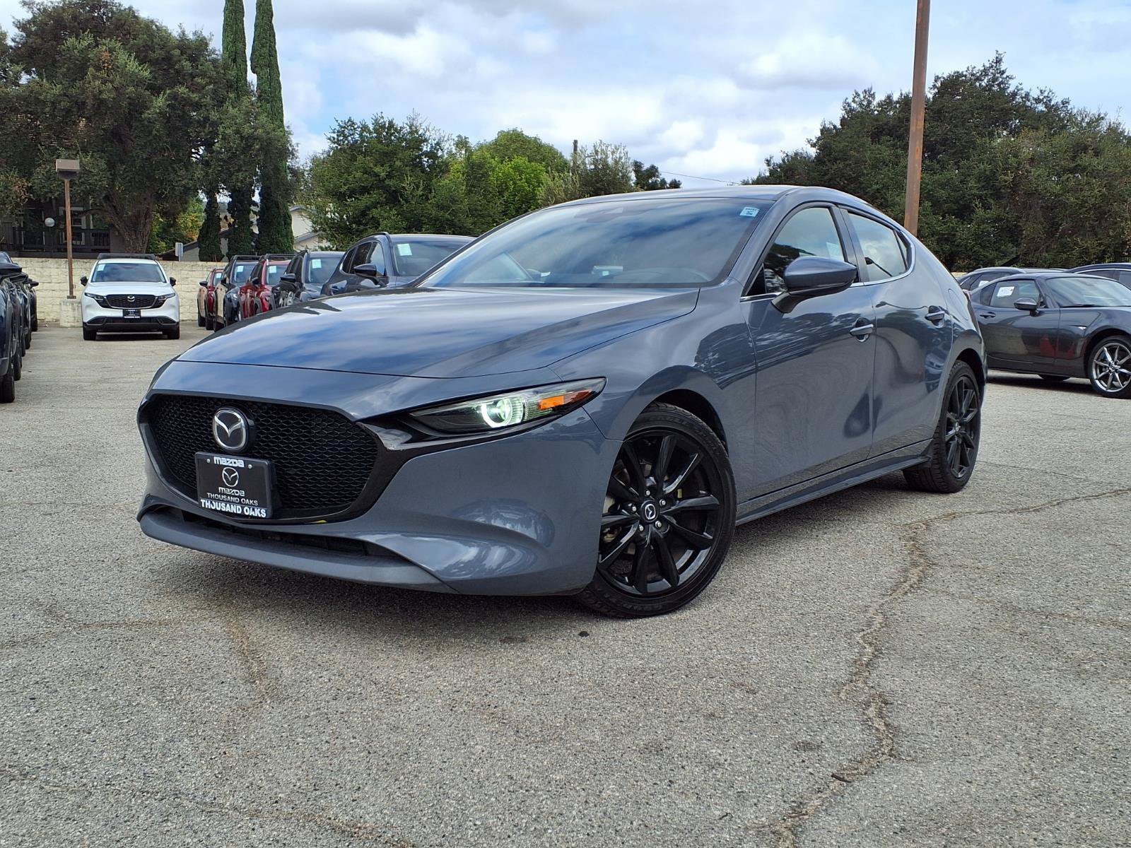 Used 2020 MAZDA MAZDA3 Hatchback w/ Premium Package FWD image 25