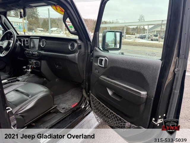 Used 2021 Jeep Gladiator Overland w/ Popular Equipment Package image 39
