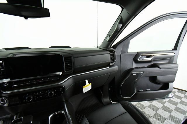 New 2026 Chevrolet Silverado 1500 LT Trail Boss w/ Convenience Package II image 19