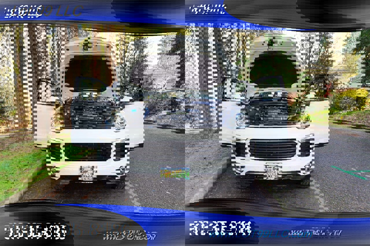 Used 2017 Porsche Cayenne Platinum Edition image 29