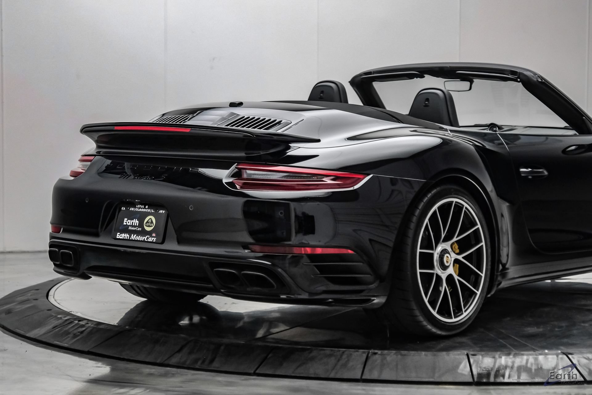 Used 2019 Porsche 911 Turbo S AWD/4WD image 23