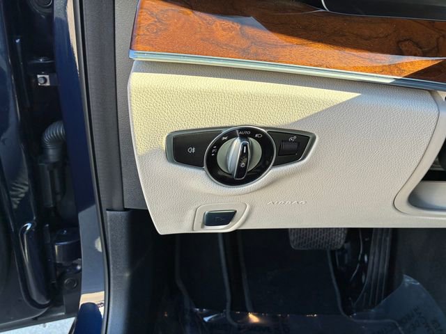 Used 2018 Mercedes-Benz E 300 4MATIC w/ Premium 2 Package image 22