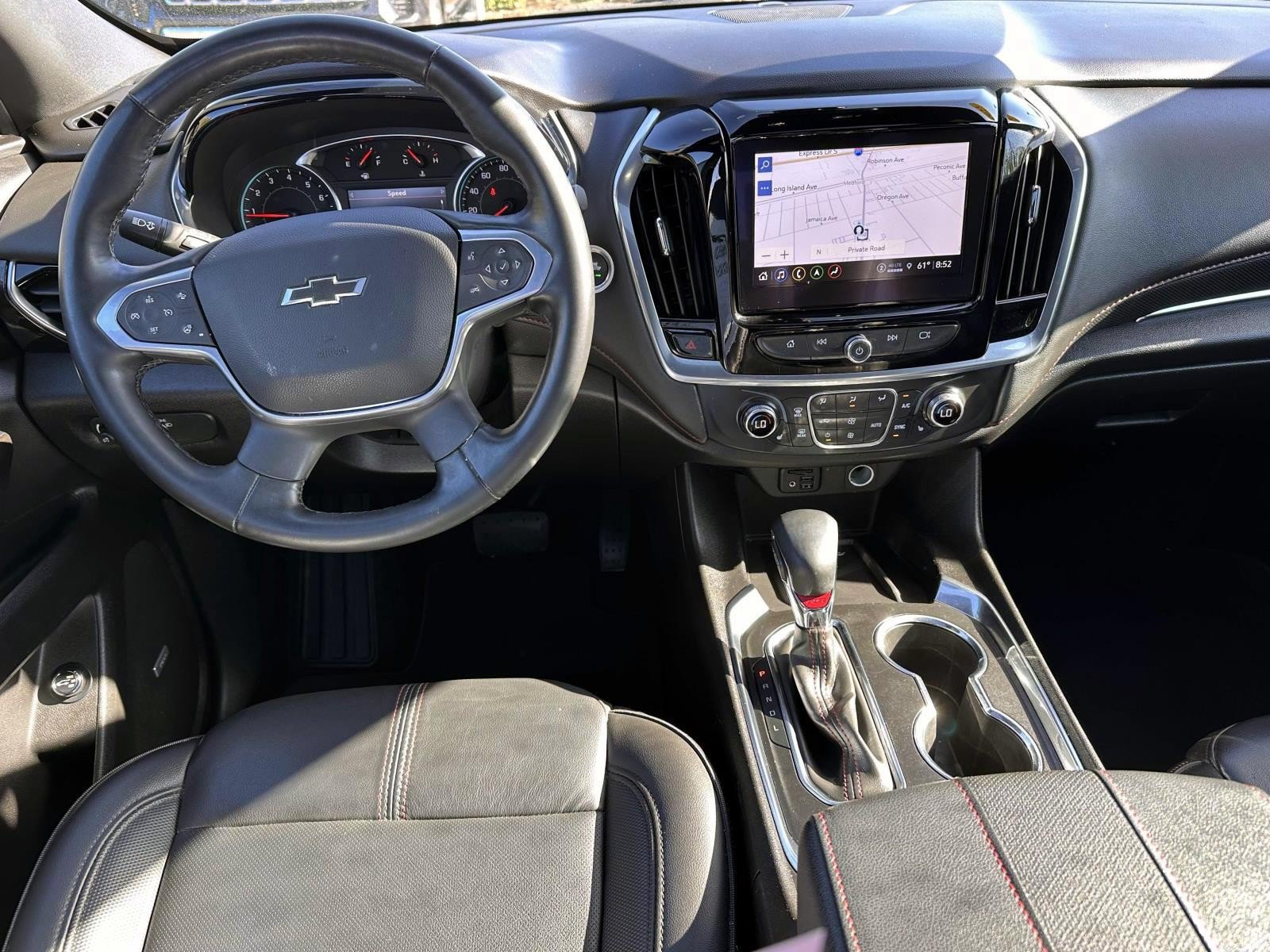 Used 2023 Chevrolet Traverse RS AWD/4WD image 16