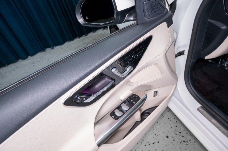 Certified 2026 Mercedes-Benz C 300 Sedan image 11