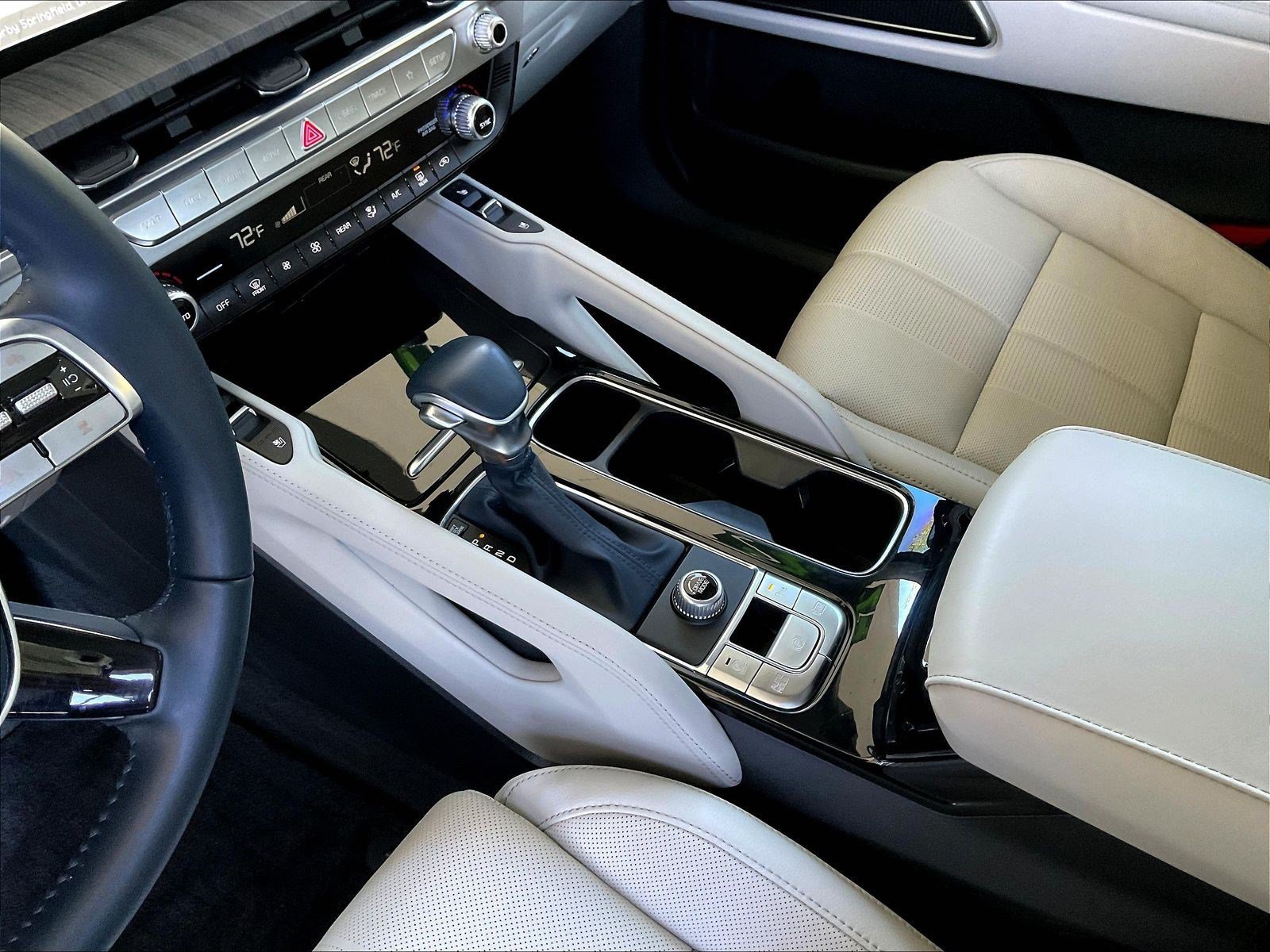 Used 2024 Kia Telluride SX FWD image 18