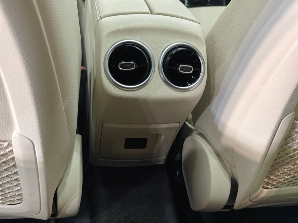 Used 2022 Mercedes-Benz A 220 image 30